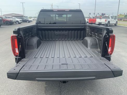 New 2026 GMC Sierra 1500 SLT w/ SLT Premium Plus Package AWD/4WD image 11