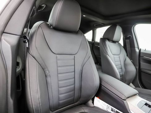 Used 2025 BMW 430i xDrive w/ Premium Package image 29