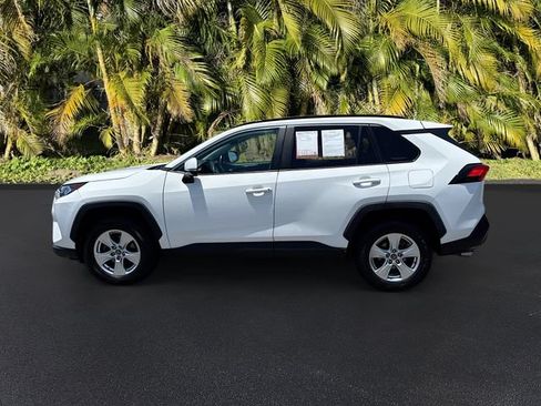 Used 2021 Toyota RAV4 XLE FWD image 8