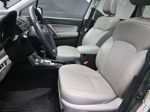 Used 2015 Subaru Forester 2.5i Limited image 18