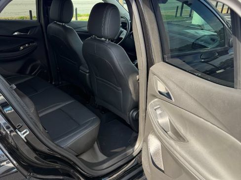 Used 2024 Buick Encore GX Sport Touring FWD image 18