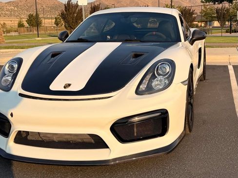 Used 2016 Porsche Cayman RWD image 6