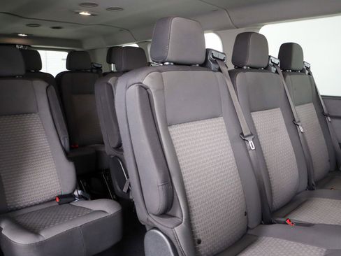 Used 2023 Ford Transit 350 XLT image 26