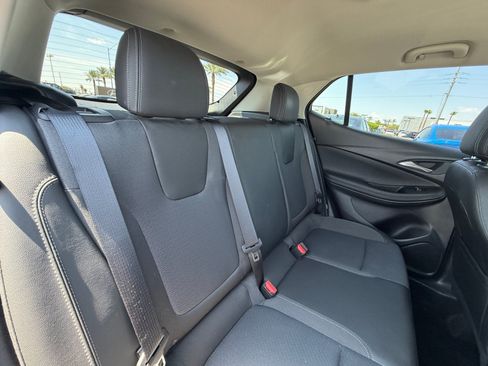 Used 2022 Buick Encore GX Preferred FWD image 18