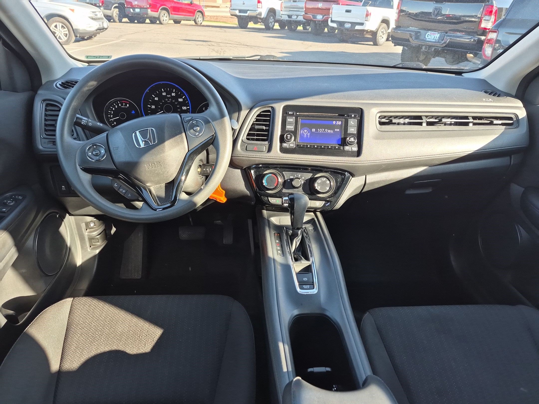 Used 2017 Honda HR-V LX image 25