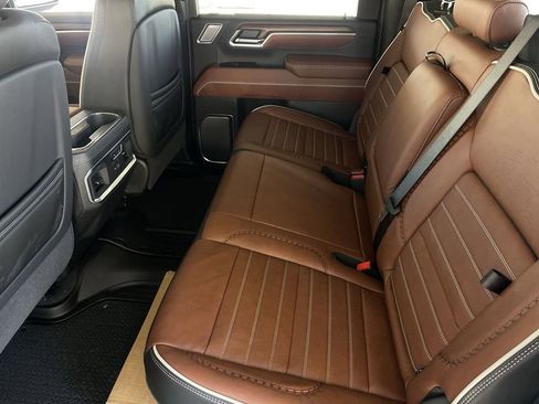 New 2026 GMC Sierra 2500 Denali Ultimate image 25