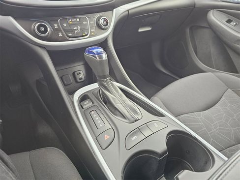 Used 2018 Chevrolet Volt LT image 28