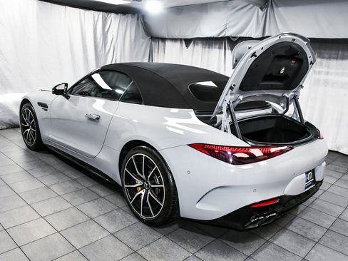 Used 2022 Mercedes-Benz SL 63 AMG 4MATIC w/ Driver Assistance Package image 77