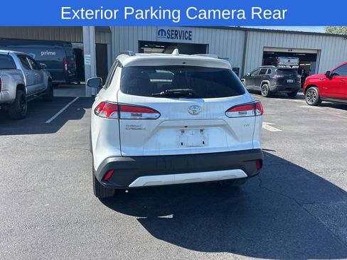 Used 2022 Toyota Corolla Cross LE image 7