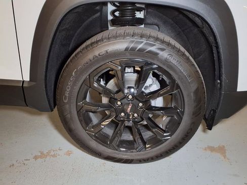 New 2026 GMC Terrain Elevation w/ Black Edition FWD image 5