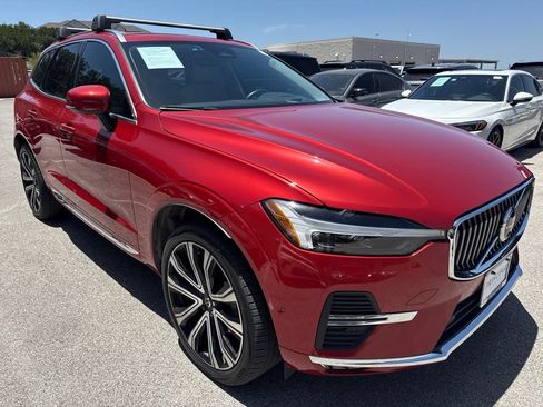 Used 2023 Volvo XC60 B5 Ultimate w/ Climate Package AWD/4WD image 4