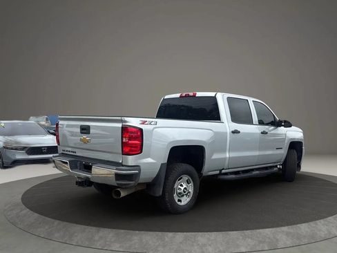 Used 2019 Chevrolet Silverado 2500 W/T RWD image 6