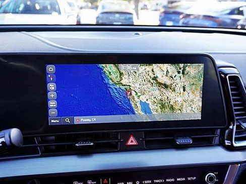 Used 2024 Kia Sportage EX image 25