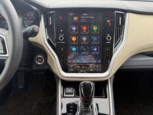 Certified 2025 Subaru Outback Premium image 8