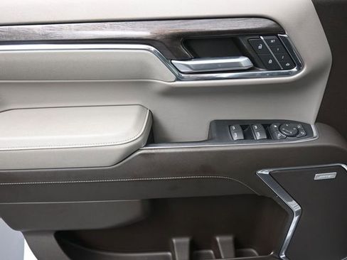 Used 2023 Chevrolet Silverado 1500 LTZ w/ LTZ Convenience Package II image 13