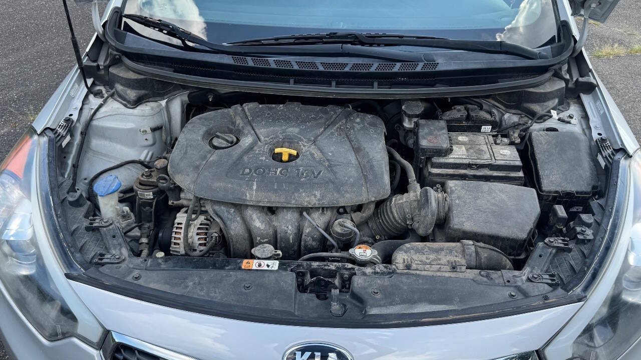 Used 2016 Kia Forte LX FWD image 19