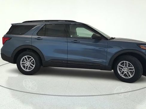 New 2026 Ford Explorer Active AWD/4WD image 7