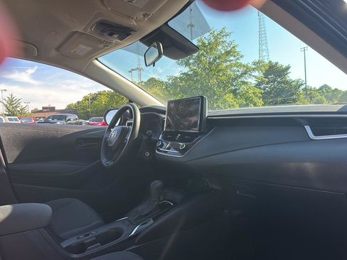 Used 2024 Toyota Corolla LE FWD image 15