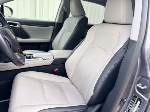 Used 2017 Lexus RX 350 FWD image 11