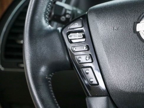 Used 2023 Nissan Armada SL w/ Captain's Chairs Package RWD image 14