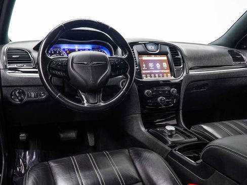 Used 2022 Chrysler 300 S RWD image 15