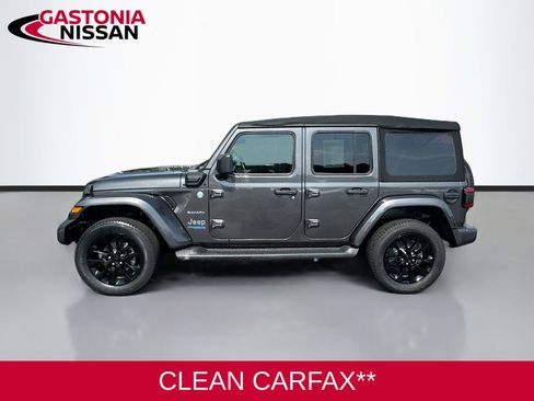 Used 2022 Jeep Wrangler Unlimited Sahara w/ Cold Weather Group AWD/4WD image 5