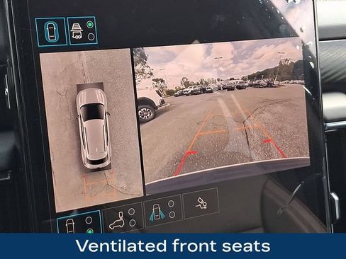 Used 2025 GMC Yukon XL AT4 AWD/4WD image 13