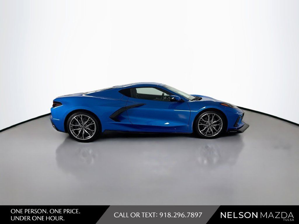 Used 2024 Chevrolet Corvette Stingray Preferred Cpe w/ 2LT RWD image 4
