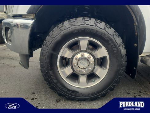 Used 2011 Ford F250 Lariat w/ Camper Pkg AWD/4WD image 26