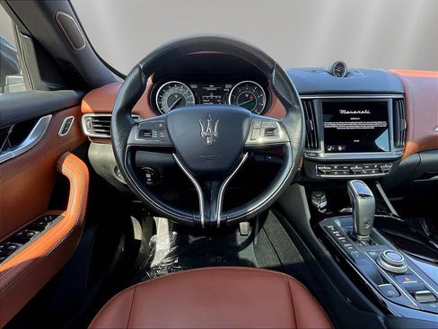 Used 2022 Maserati Levante GT AWD/4WD image 8