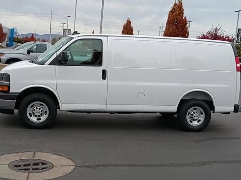 New 2025 Chevrolet Express 2500 w/ Driver Convenience Package image 5