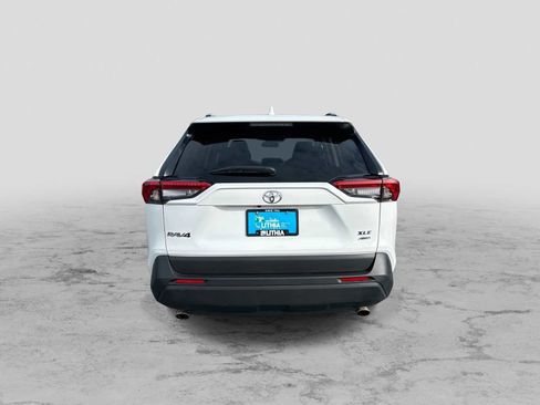 Used 2025 Toyota RAV4 XLE w/ Convenience Package AWD/4WD image 7