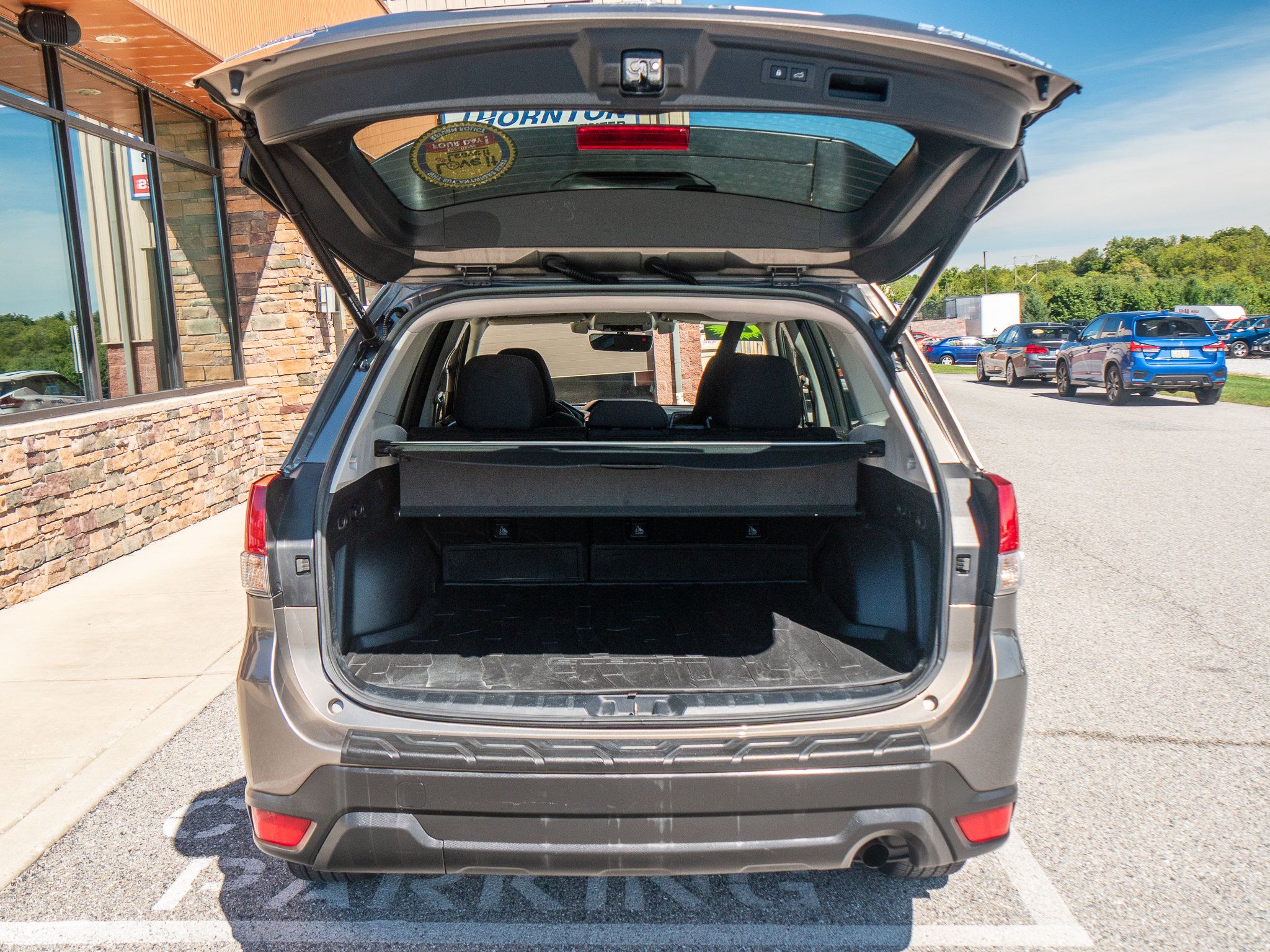 Used 2021 Subaru Forester Premium AWD/4WD image 29