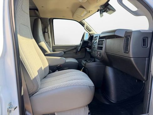 New 2025 Chevrolet Express 3500 w/ Driver Convenience Package RWD image 15