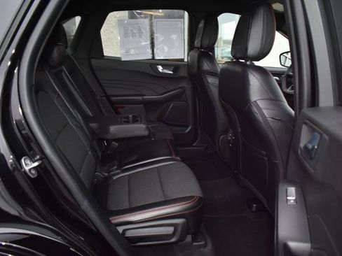 Used 2023 Ford Escape ST-Line image 39