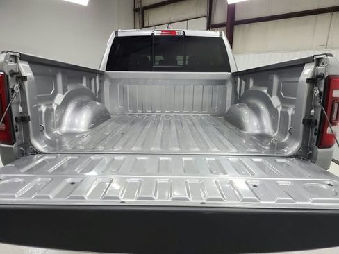 Used 2024 RAM 3500 Big Horn AWD/4WD image 78