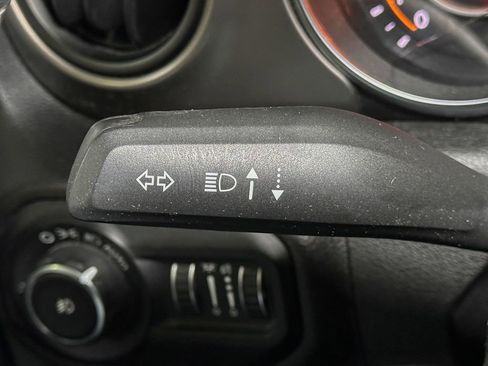 Used 2020 Jeep Wrangler Unlimited Sport S image 24