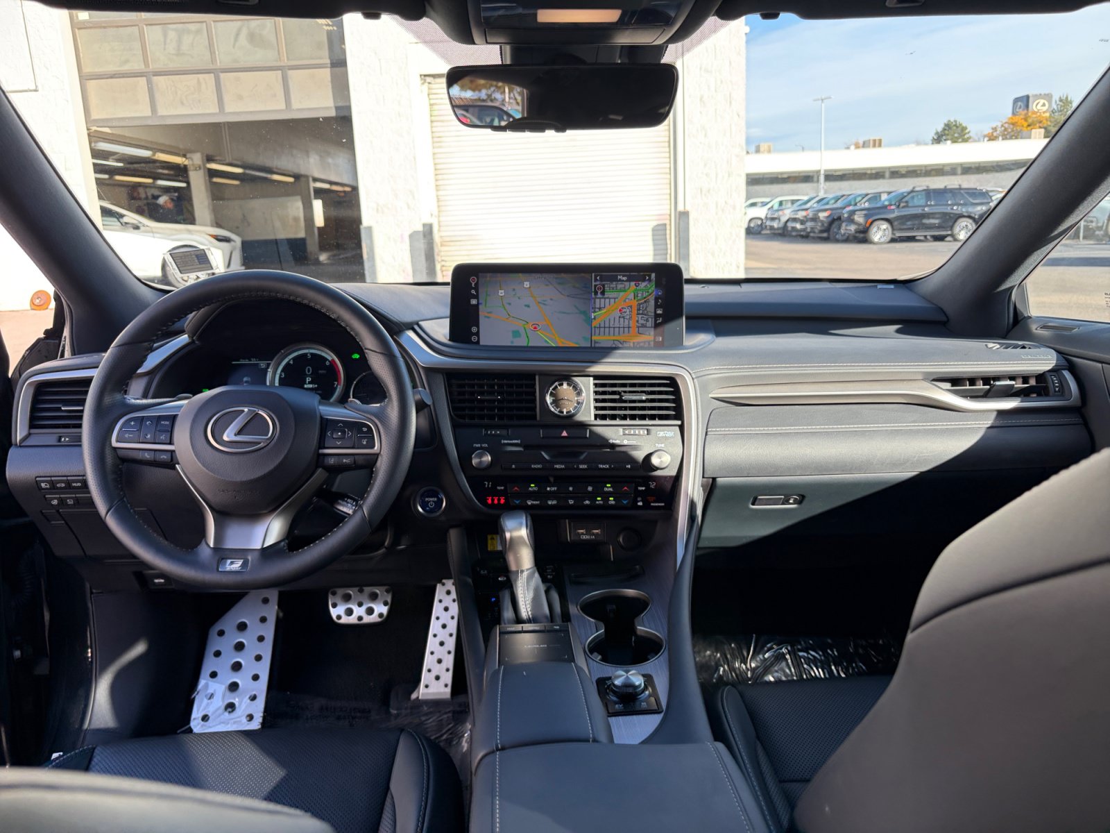 Used 2022 Lexus RX 450h F Sport w/ Accessory Package AWD/4WD image 19