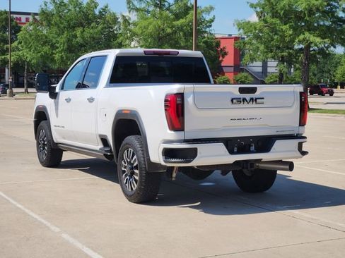 Used 2025 GMC Sierra 2500 Denali Ultimate w/ Max Trailering Package AWD/4WD image 7