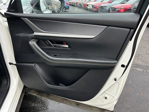 Certified 2025 MAZDA CX-70 Plug-In Hybrid w/ Premium Pkg image 24