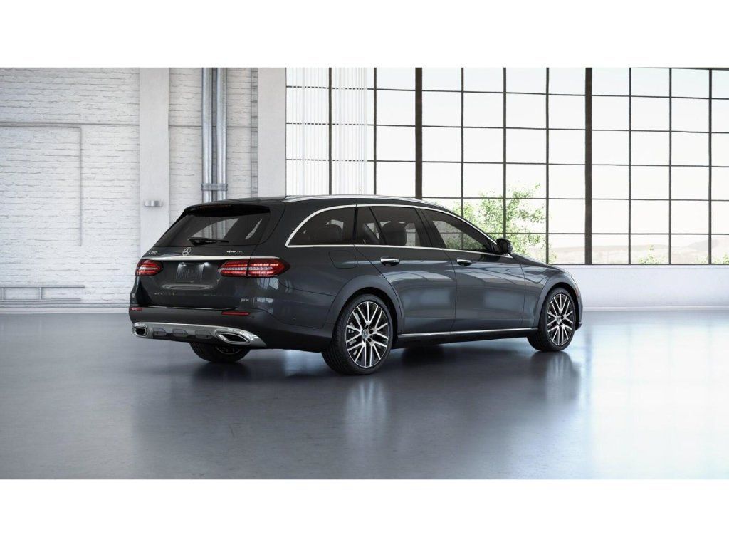 Used 2023 Mercedes-Benz E 450 4MATIC All-Terrain Wagon image 22