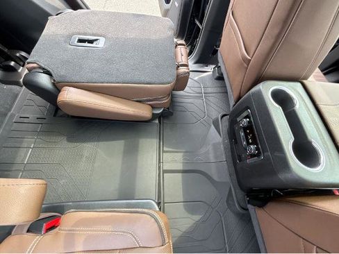 New 2026 Chevrolet Tahoe High Country AWD/4WD image 8