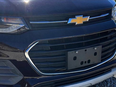Used 2022 Chevrolet Trax LT image 24