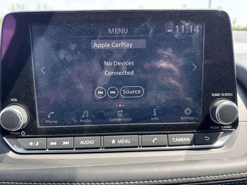 Used 2025 Nissan Rogue SV w/ SV Premium Package FWD image 31