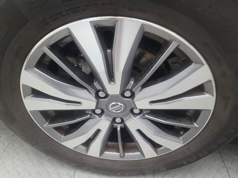 Used 2020 Nissan Pathfinder S FWD image 31