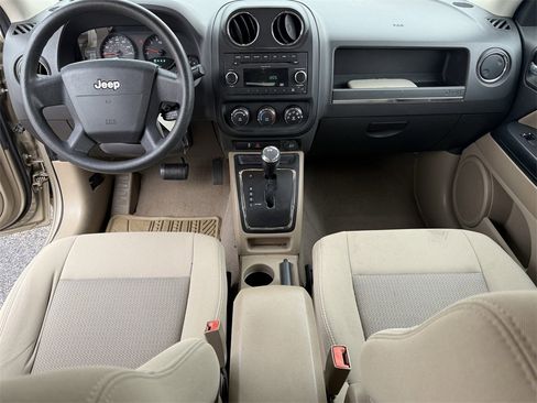 Used 2010 Jeep Patriot Sport image 23