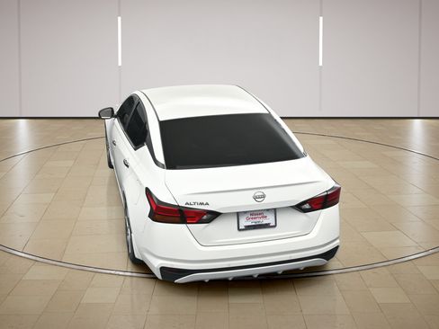 Certified 2024 Nissan Altima 2.5 S FWD image 33