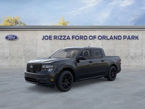New 2025 Ford Maverick XLT w/ XLT Luxury Package AWD/4WD image 1