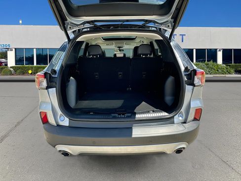 Certified 2022 Ford Escape SEL FWD image 25
