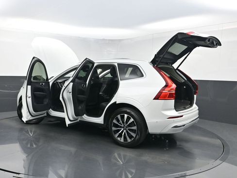 Used 2023 Volvo XC60 B5 Plus w/ Protection Package Premier image 35